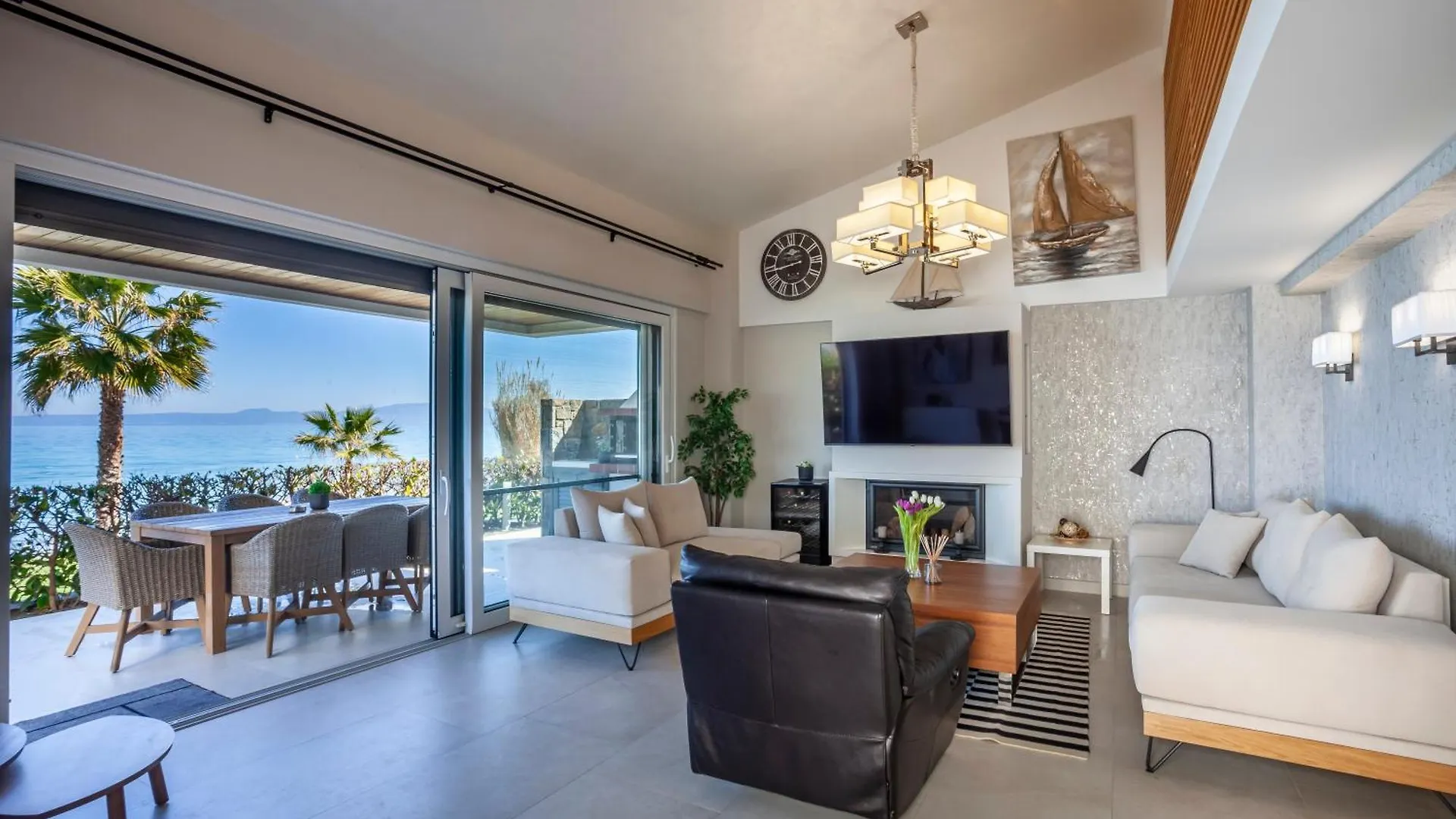 Seafront Luxury Villa Almyra, Chalkidiki Polychrono