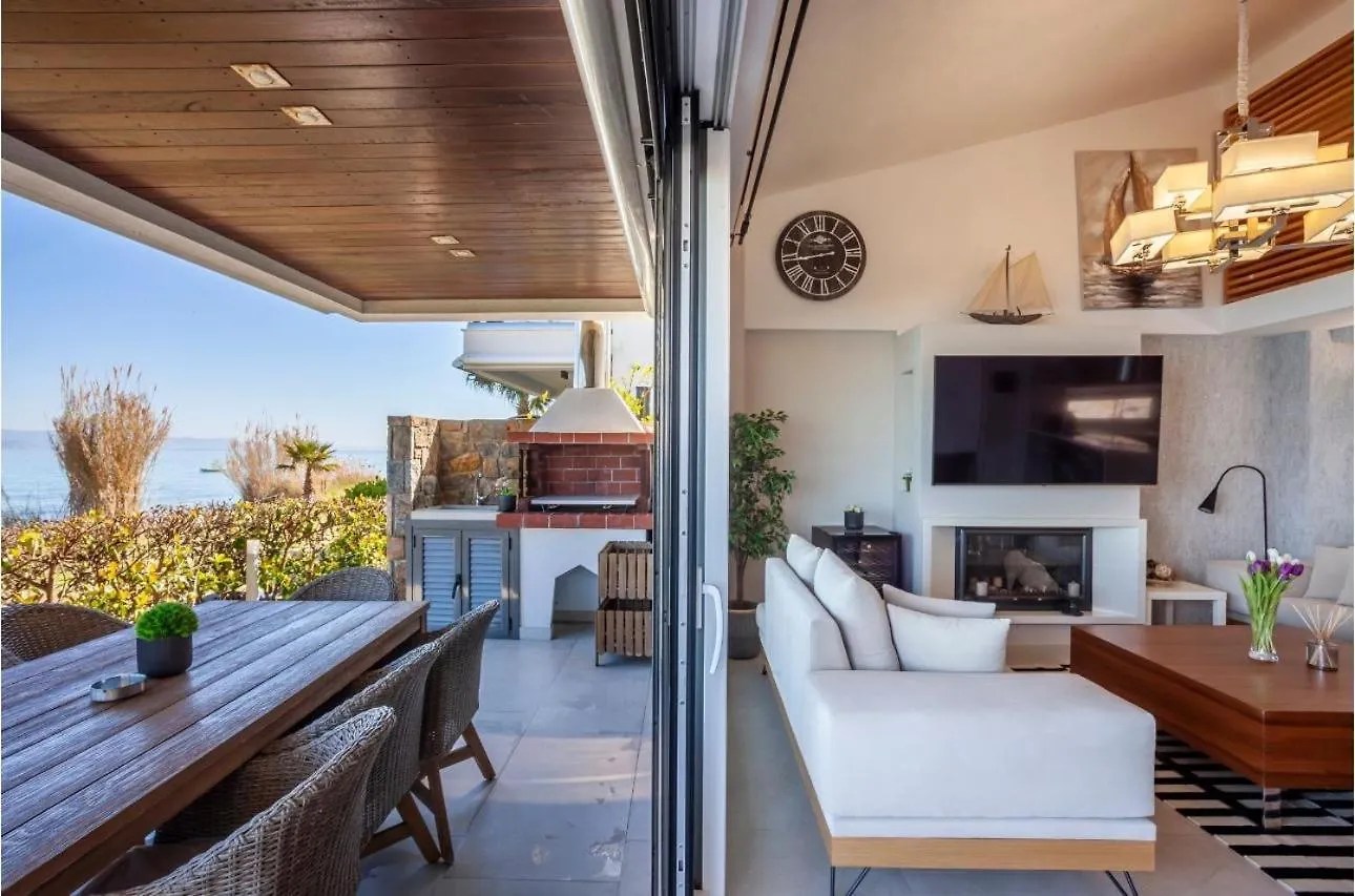 Seafront Luxury Villa Almyra, Chalkidiki Polychrono